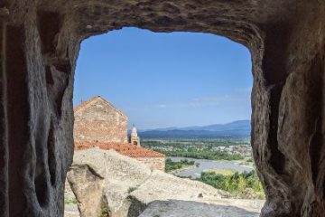Uplistsikhe caves private tour from Tbilisi with private driver and personal guide - Тур в Уплисцихе-Мцхета-Гори