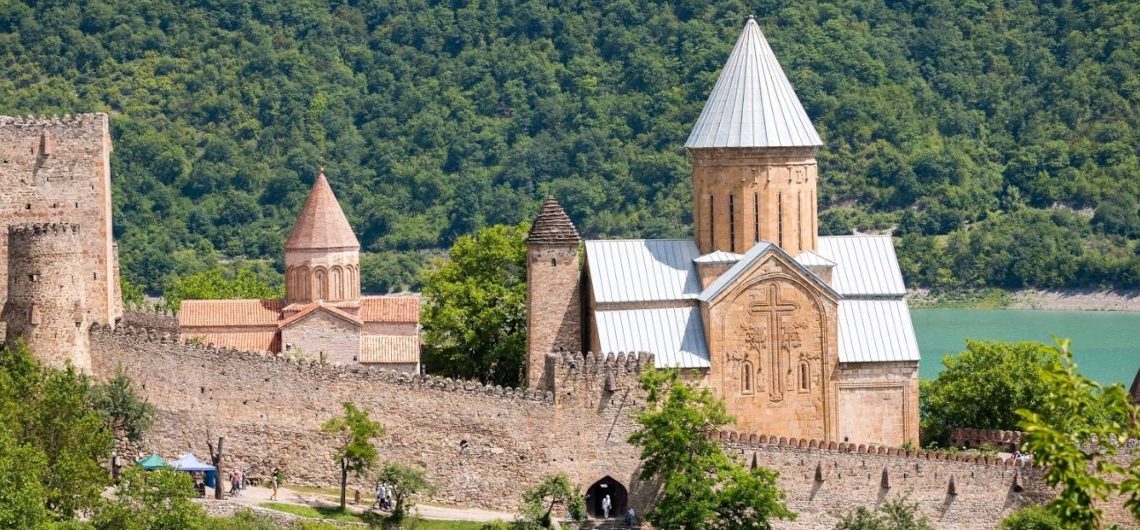 Mtskheta-mtianeti region in Georgia - Ananuri fortress - tours in Georgia