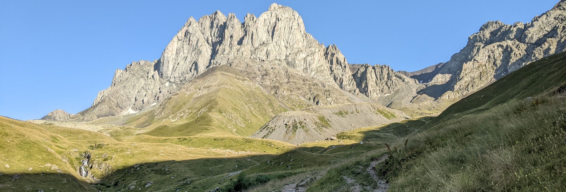 Juta Valley – one day Hiking tour